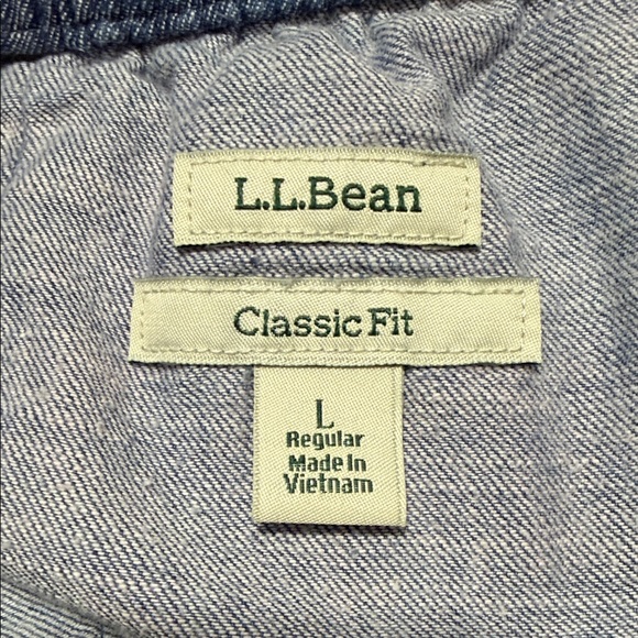 L.L. Bean Woman’s Sun Washed Denim Straight Leg Pull On pants Size Large. - Picture 6 of 16